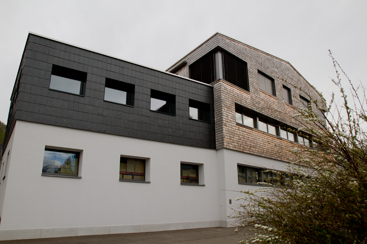 Geschäfts- und Wohnhaus Obere Dorfstrasse 7 Amden