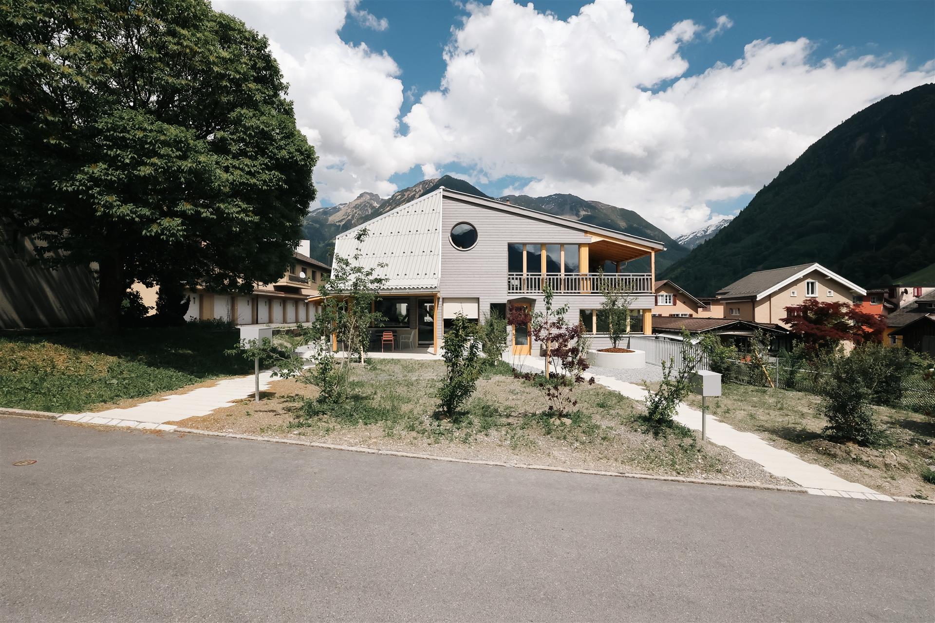 Doppeleinfamilienhaus Pulverturm Schwanden